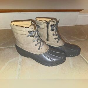 Women's Nautica Duck Boots, size 9.